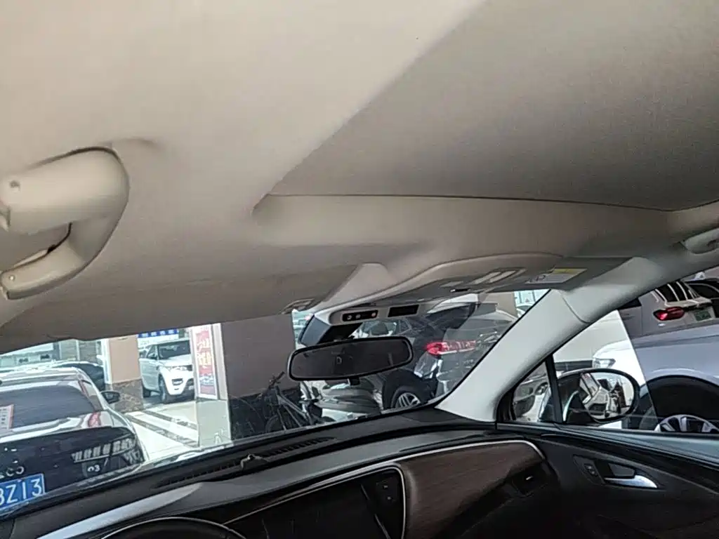Buick Envision Plus — миниатюра 18
