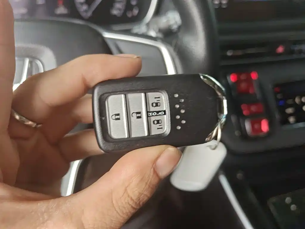 Honda Elysion — миниатюра 9