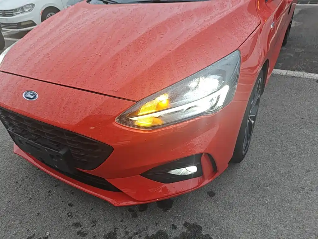 Ford Focus — миниатюра 24