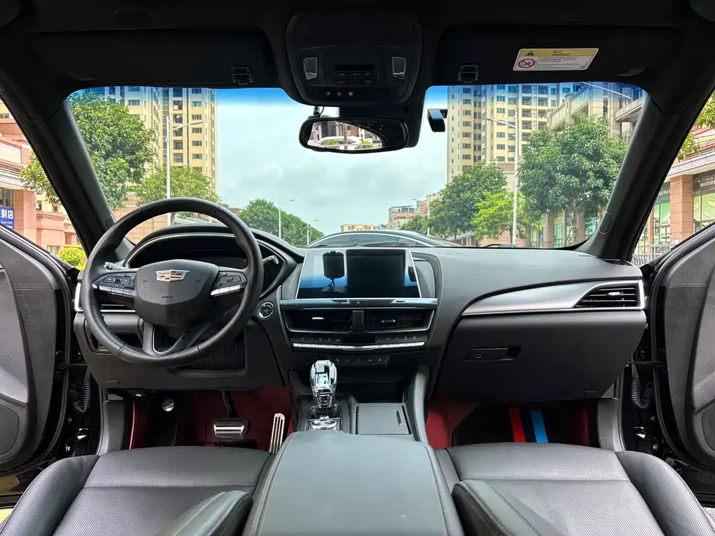 Cadillac CT5 — миниатюра 15