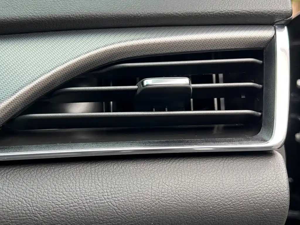 Cadillac CT5 — миниатюра 23