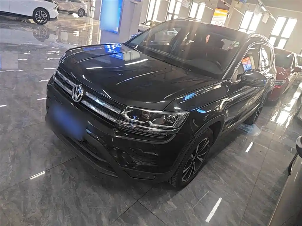 Volkswagen Tharu 2020
