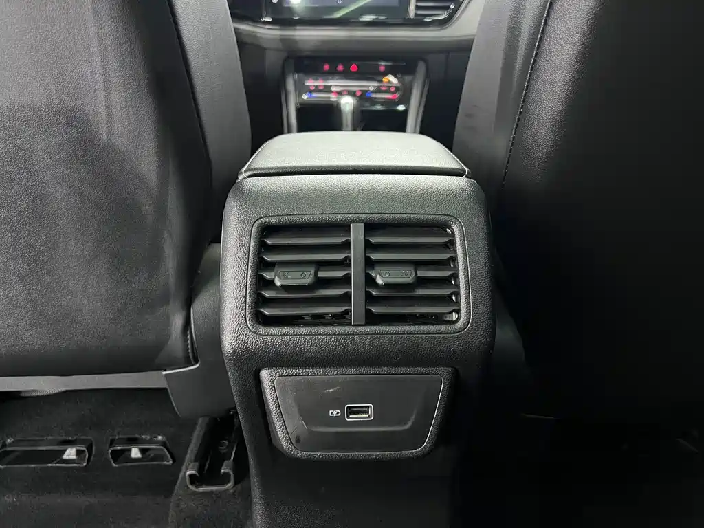 Jetta VS7 — миниатюра 14