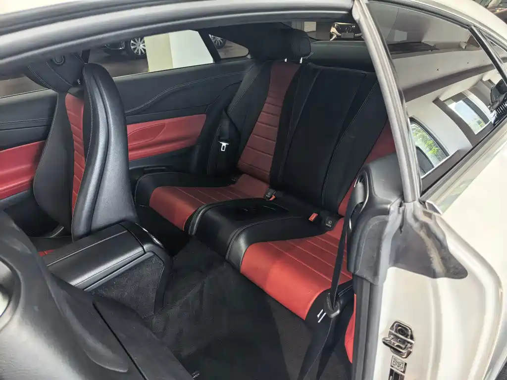 Mercedes-Benz E-Class (Import) — миниатюра 9