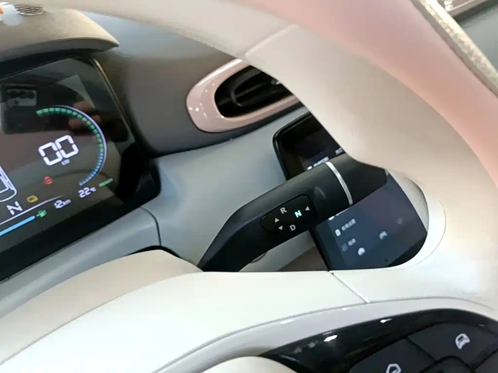 Leapmotor Leapmotor T03 — миниатюра 14