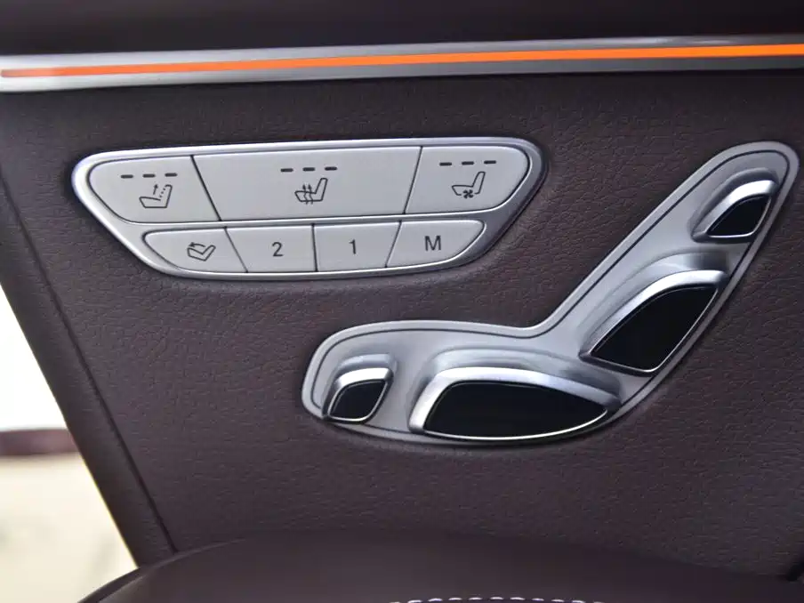 Mercedes-Benz V-Class — миниатюра 11