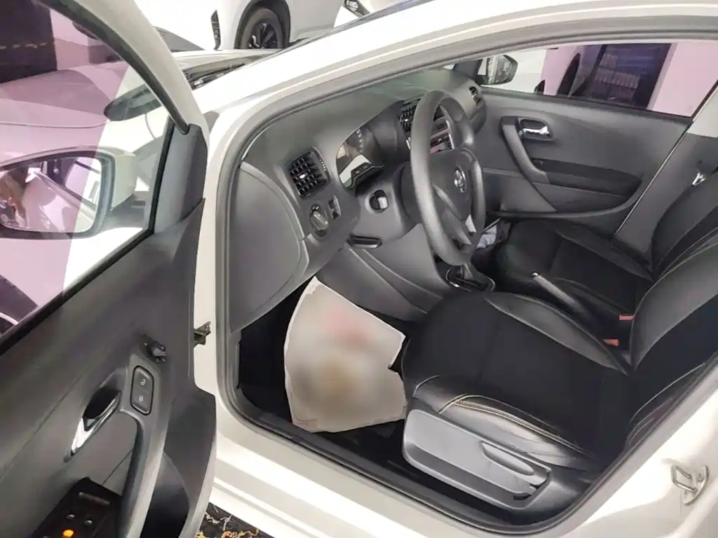 Volkswagen Polo — миниатюра 16