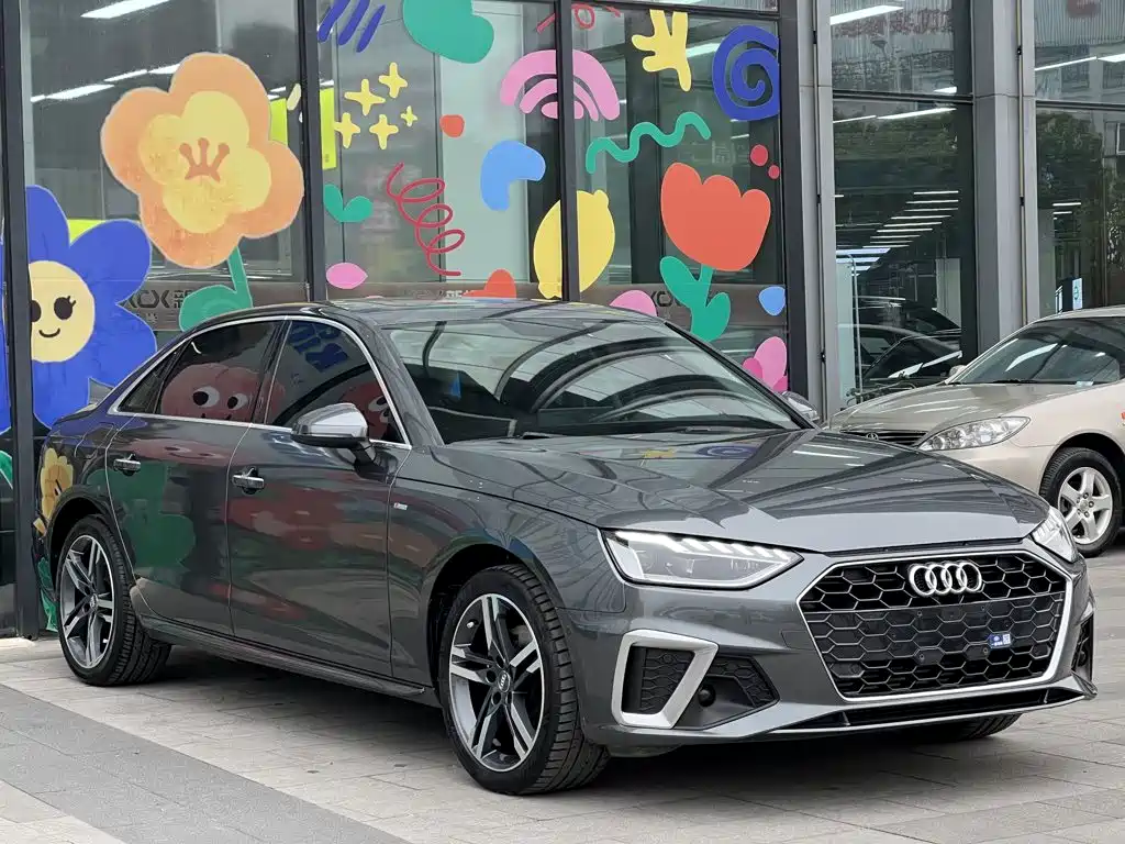 Audi A4L — миниатюра 4
