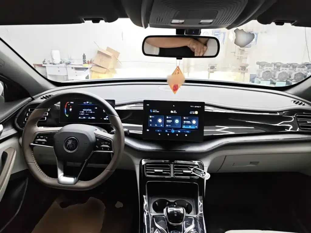 BYD Qin PLUS — миниатюра 10