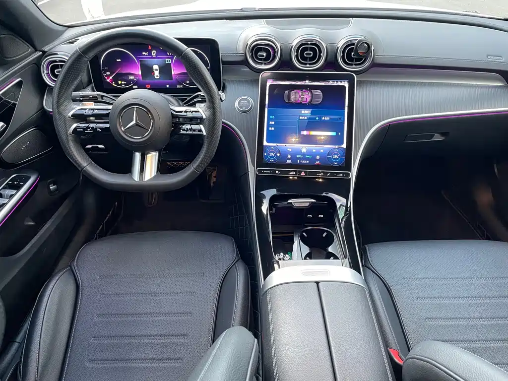 Mercedes-Benz C-Class — миниатюра 8