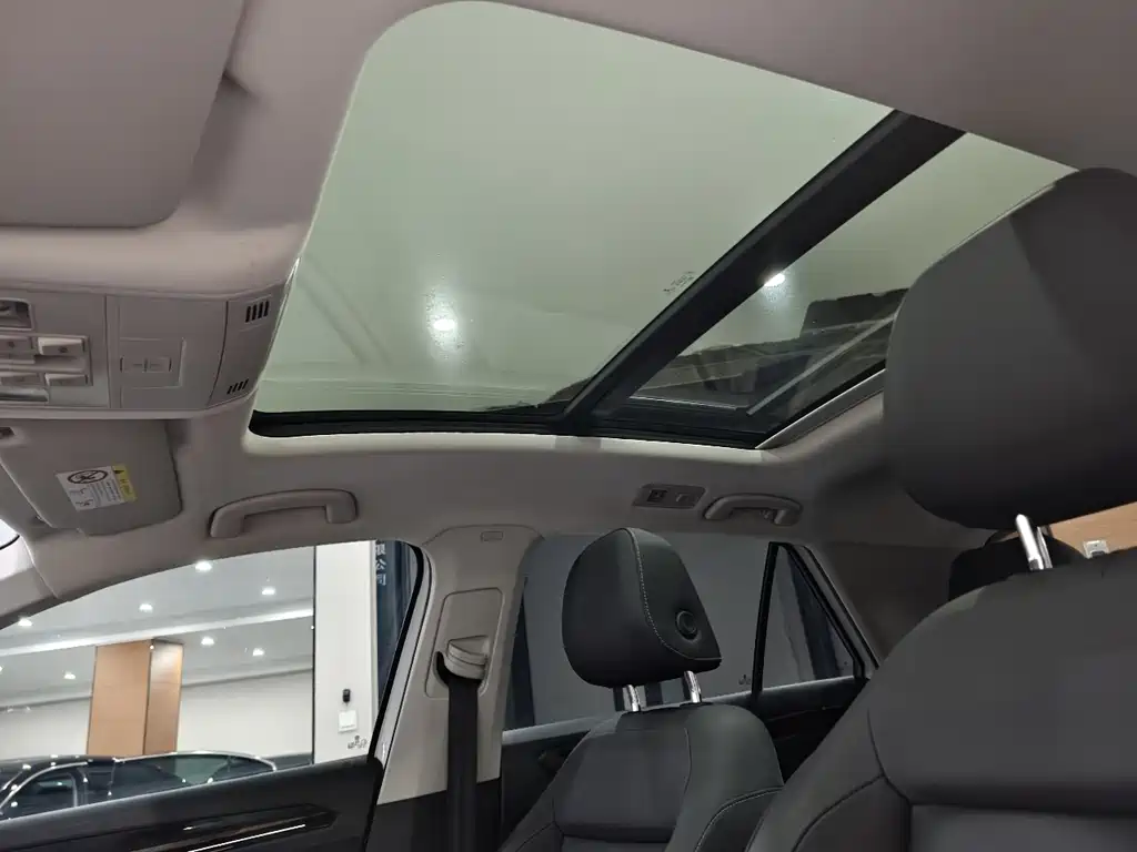 VOLKSWAGEN T ROC EXPLORING SONGS