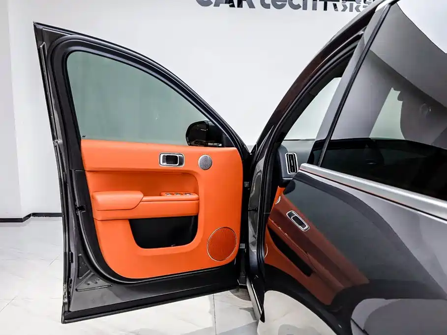 Li Auto Li L8 — миниатюра 11