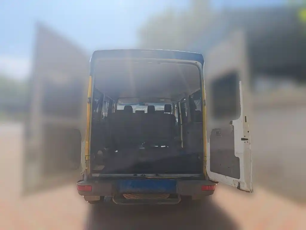 IVECO Daily — миниатюра 20
