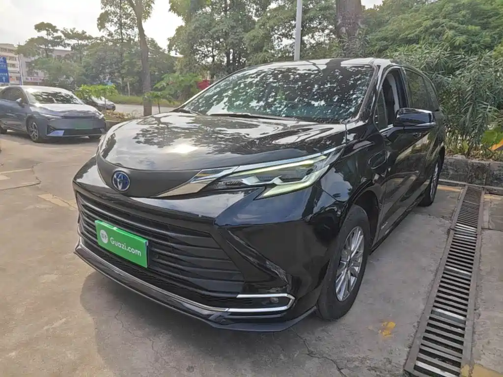 Toyota Sienna