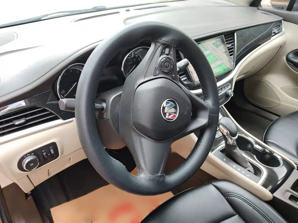 Buick Verano — миниатюра 14