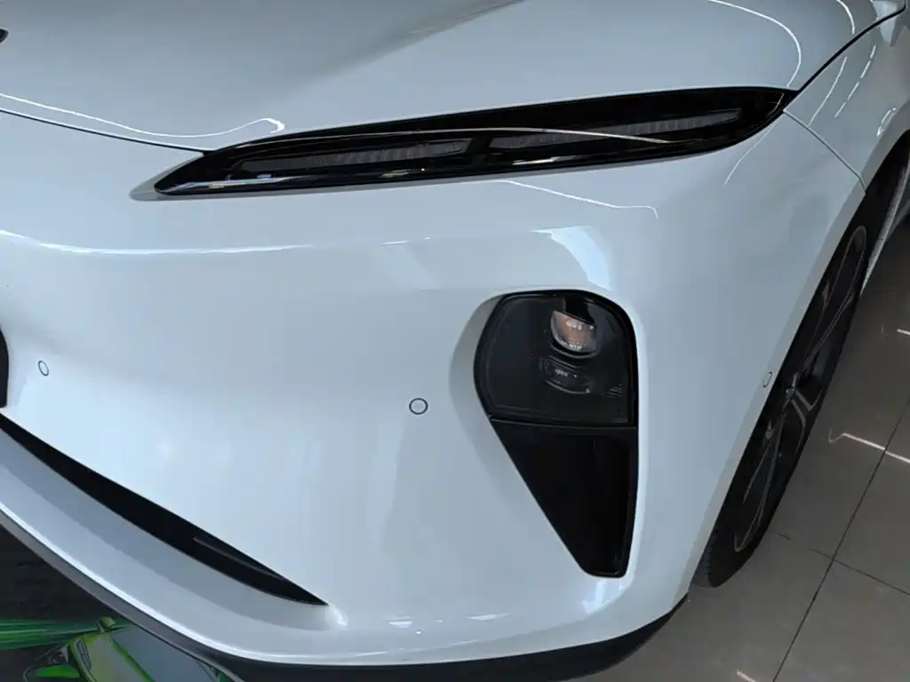 NIO ET5T — миниатюра 24