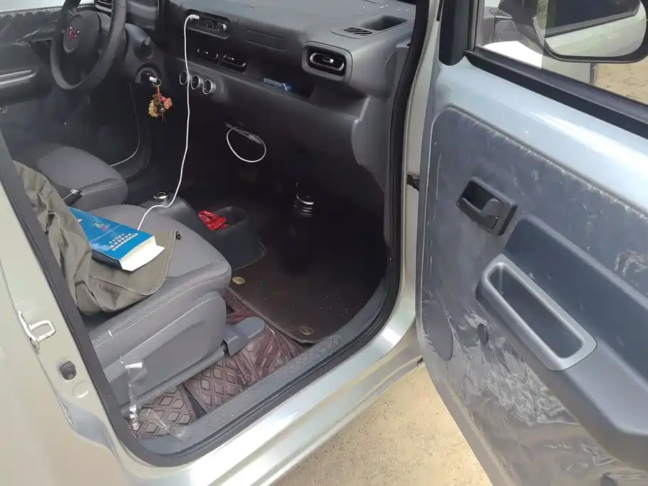 Wuling Zhiguang EV — миниатюра 8