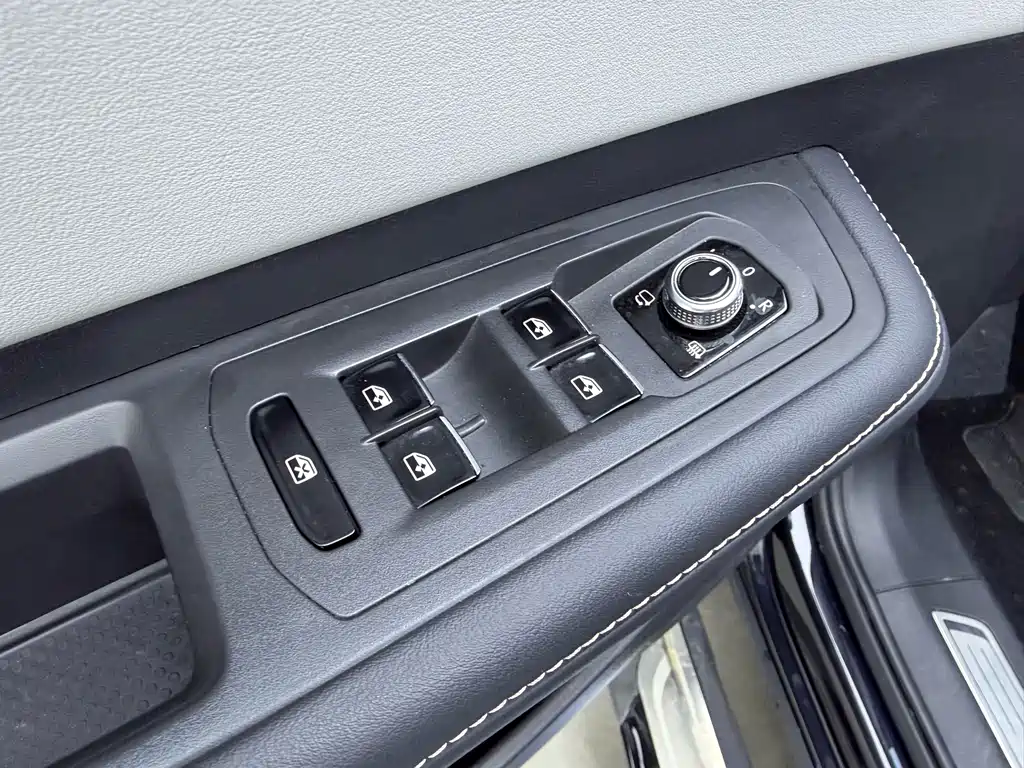 Volkswagen Teramont — миниатюра 27