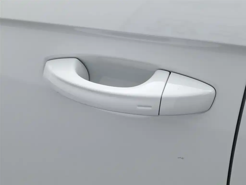 VOLKSWAGEN T ROC EXPLORING SONGS