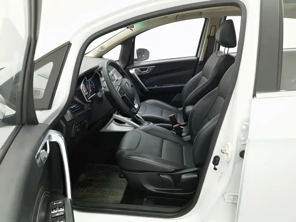 Geely Vision X3 — миниатюра 10