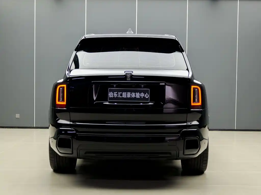 Rolls-Royce Cullinan — миниатюра 9