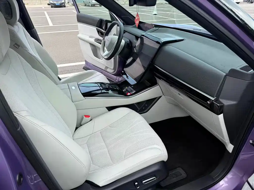 Honda Hiroyo Honda P7 — миниатюра 10