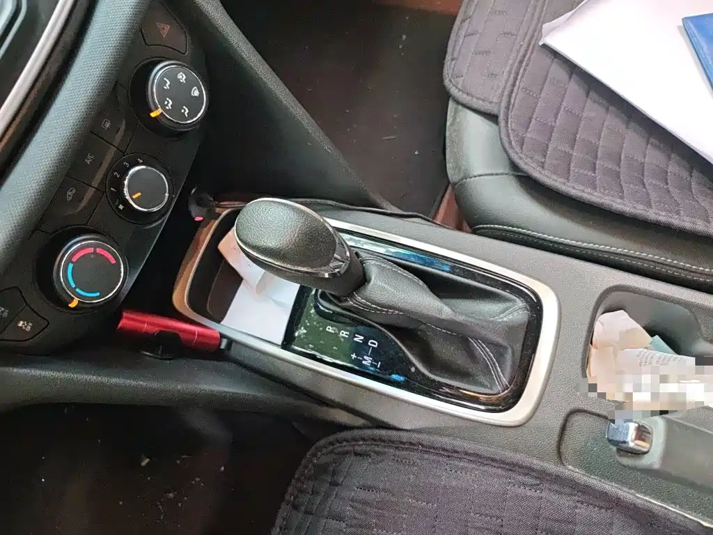 Chevrolet Cavalier — миниатюра 10