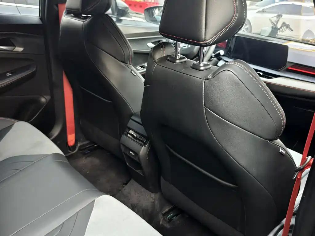 Geely Binrui — миниатюра 7