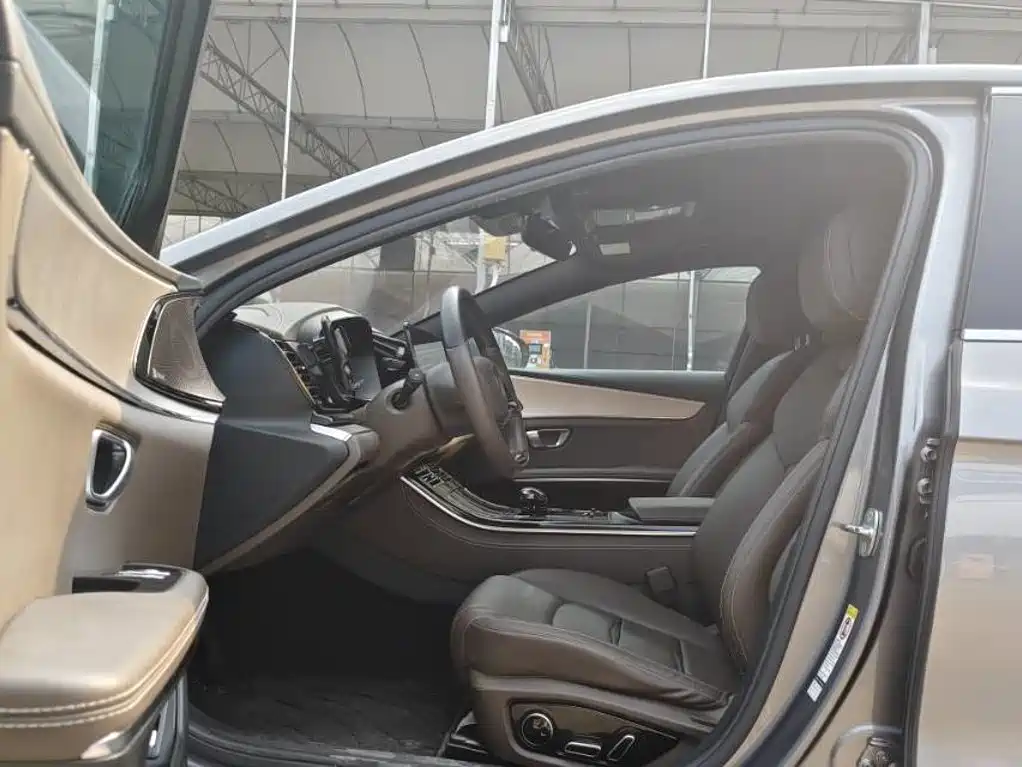BYD Han — миниатюра 3