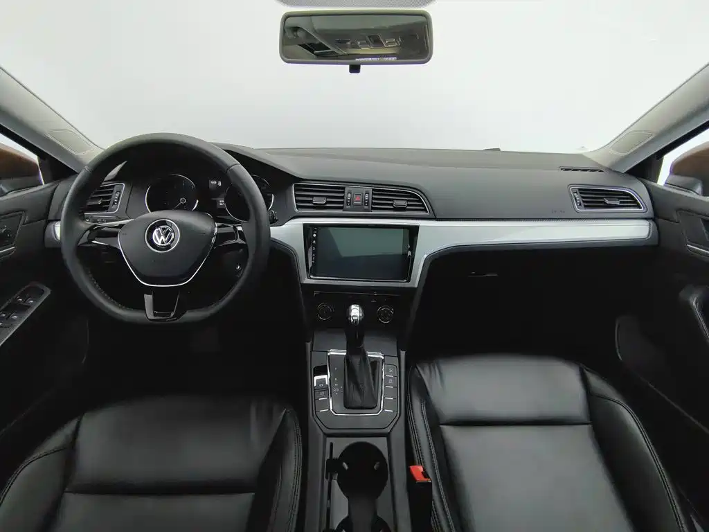 Volkswagen Lamando — миниатюра 5