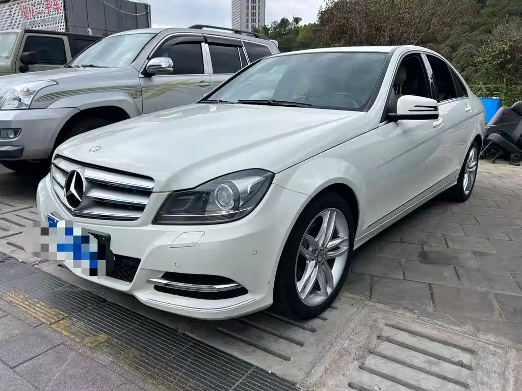Mercedes-Benz C-Class 2013