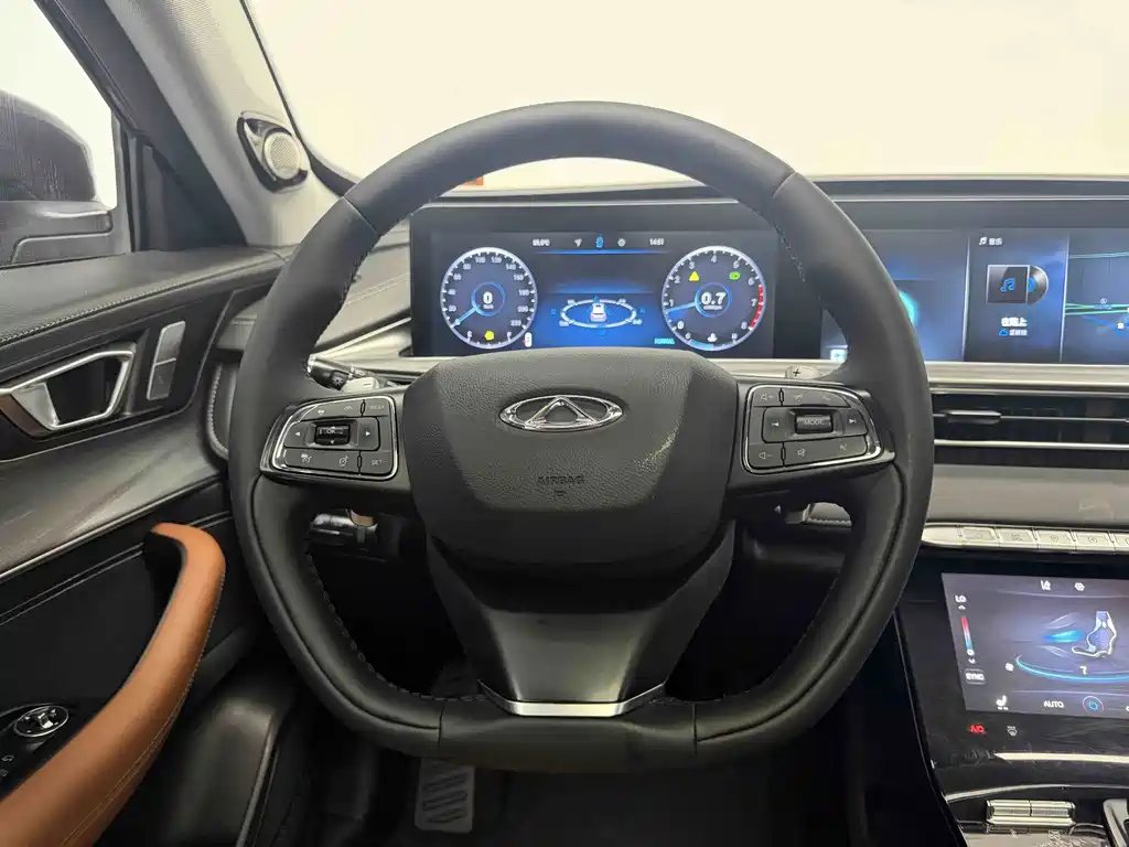Chery Tiggo 8 PLUS — миниатюра 4