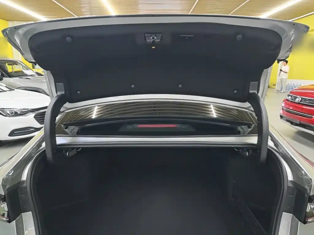 Chery Arrizo 8 — миниатюра 19