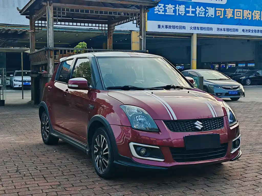 SUZUKI SWIFT