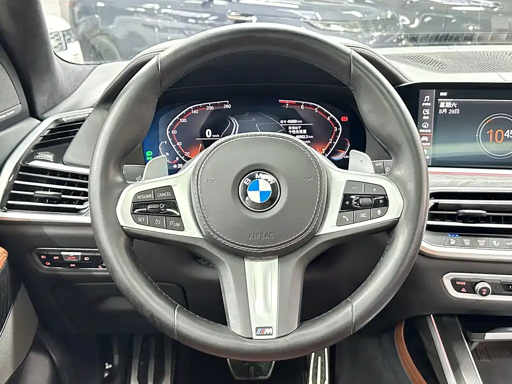 BMW X7 — миниатюра 22
