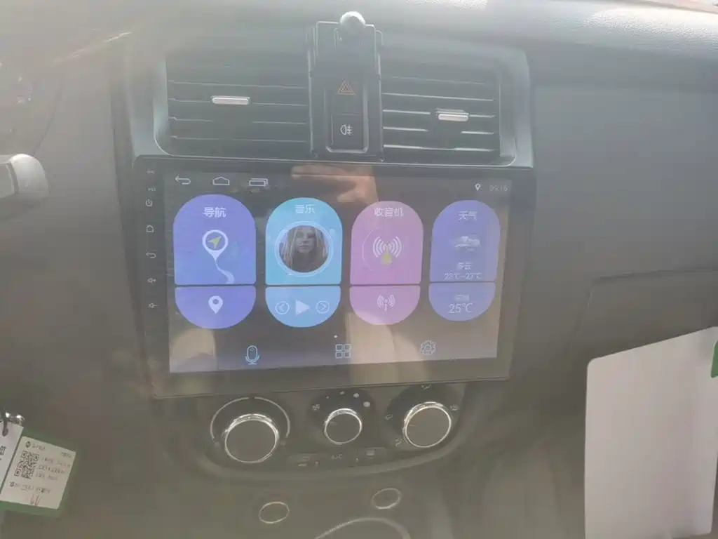 Wuling Rongguang V — миниатюра 13