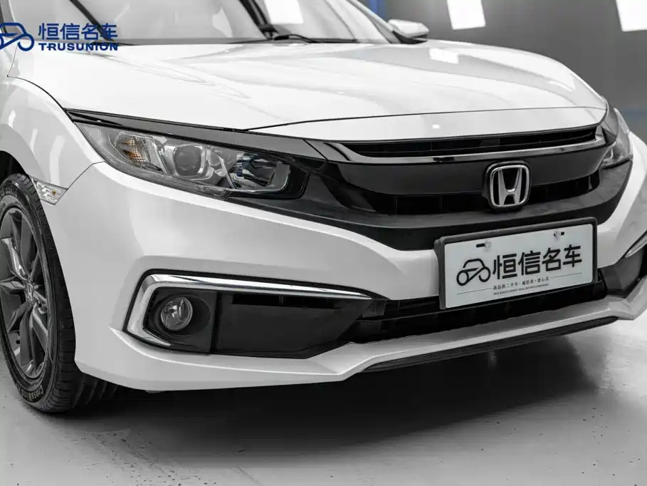 Honda Civic — миниатюра 9