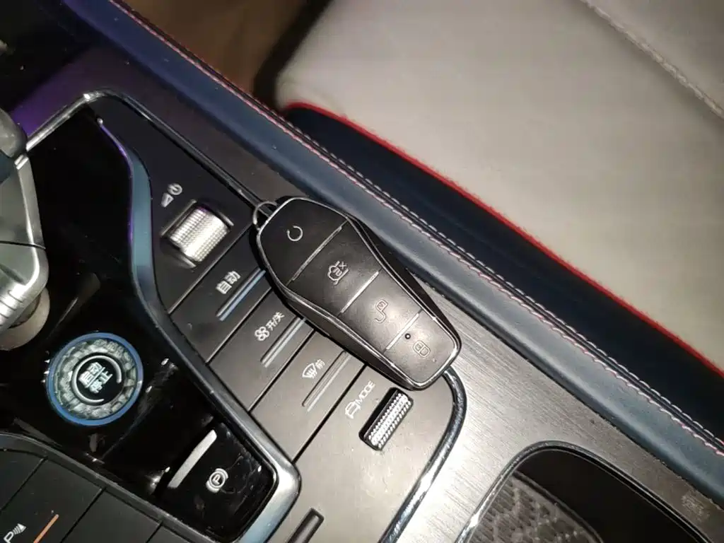 BYD Yuan Plus — миниатюра 9