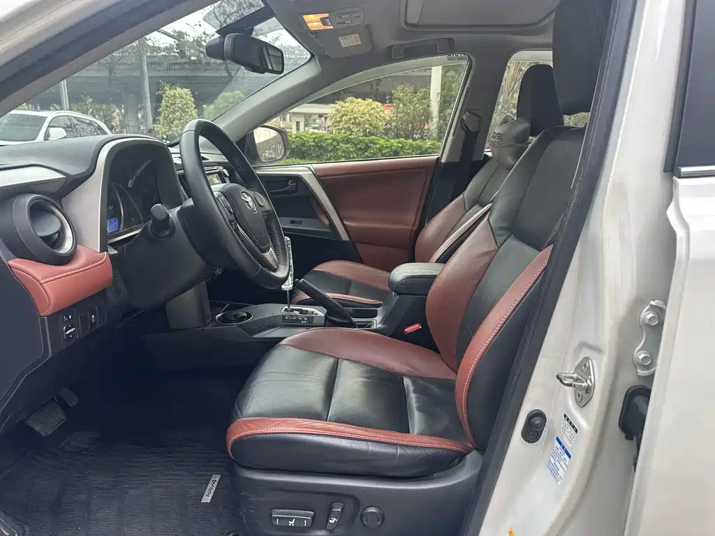 TOYOTA RAV4 RONGFANG