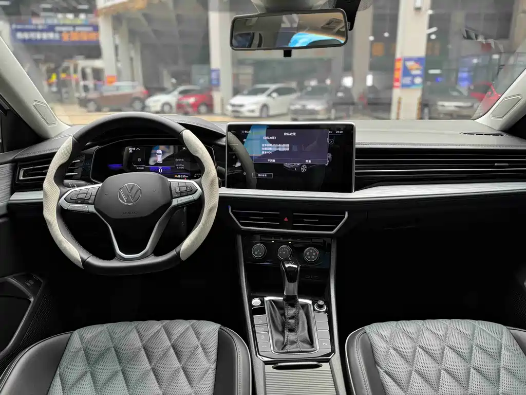 Volkswagen Sagitar — миниатюра 9