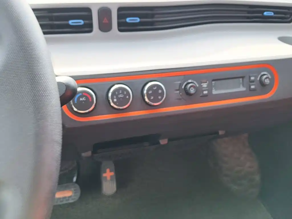 Wuling MINIEV — миниатюра 13