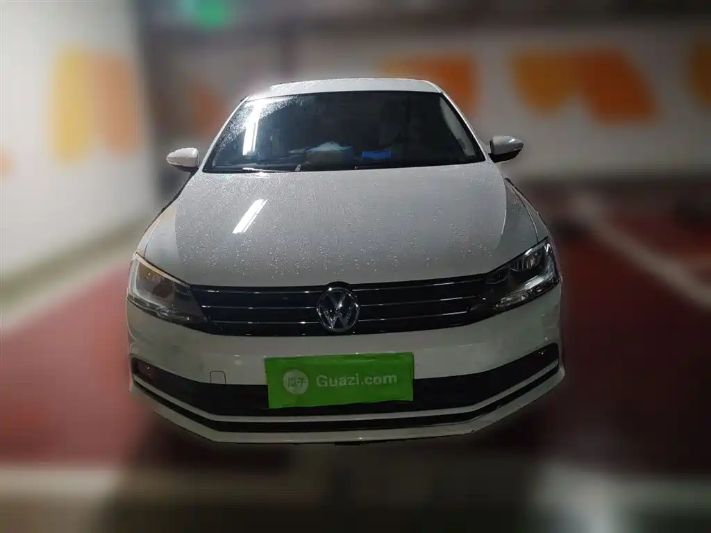 Volkswagen Sagitar 2017 1.6L AT Fashion