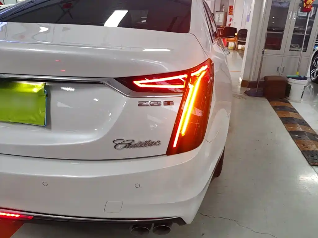 Cadillac CT6 — миниатюра 8