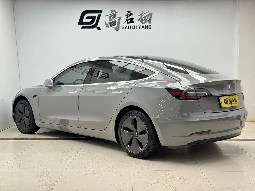 Tesla Model 3 — миниатюра 26
