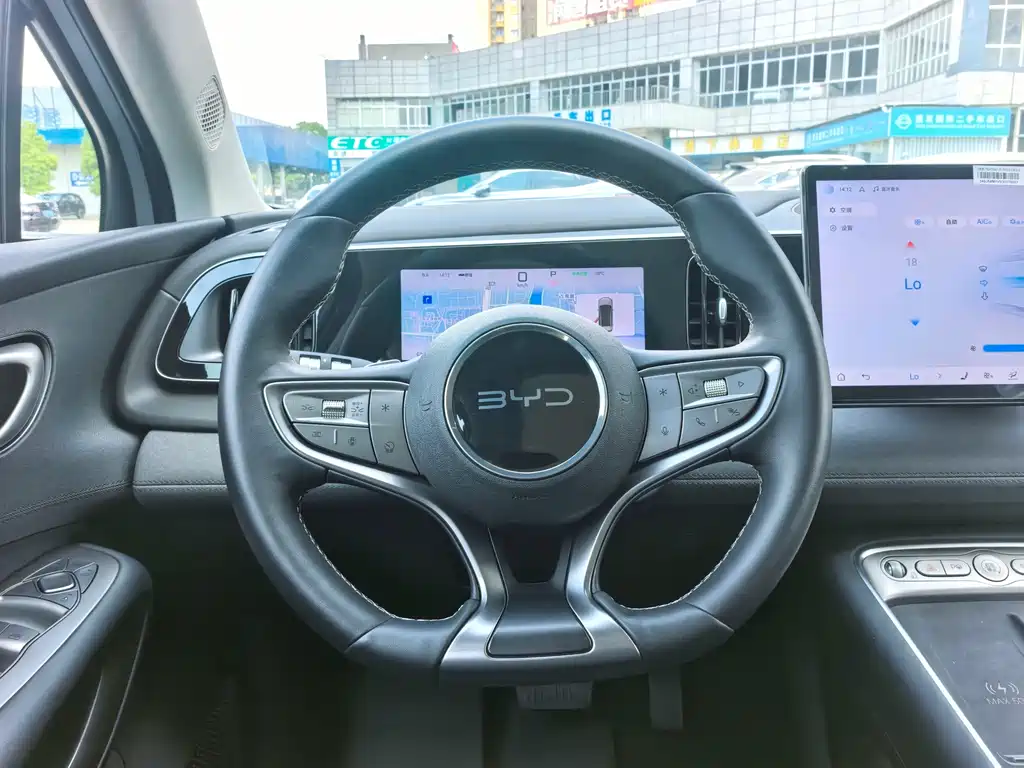 BYD Морской лев 05 EV — миниатюра 8