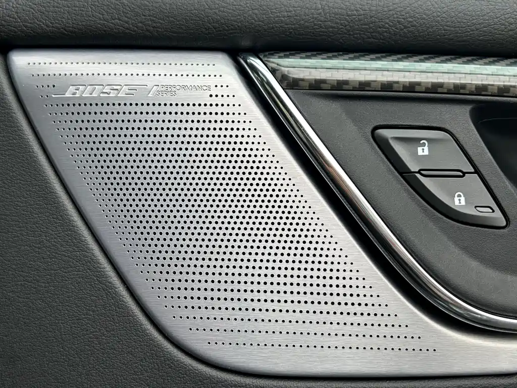 Cadillac CT5 — миниатюра 30