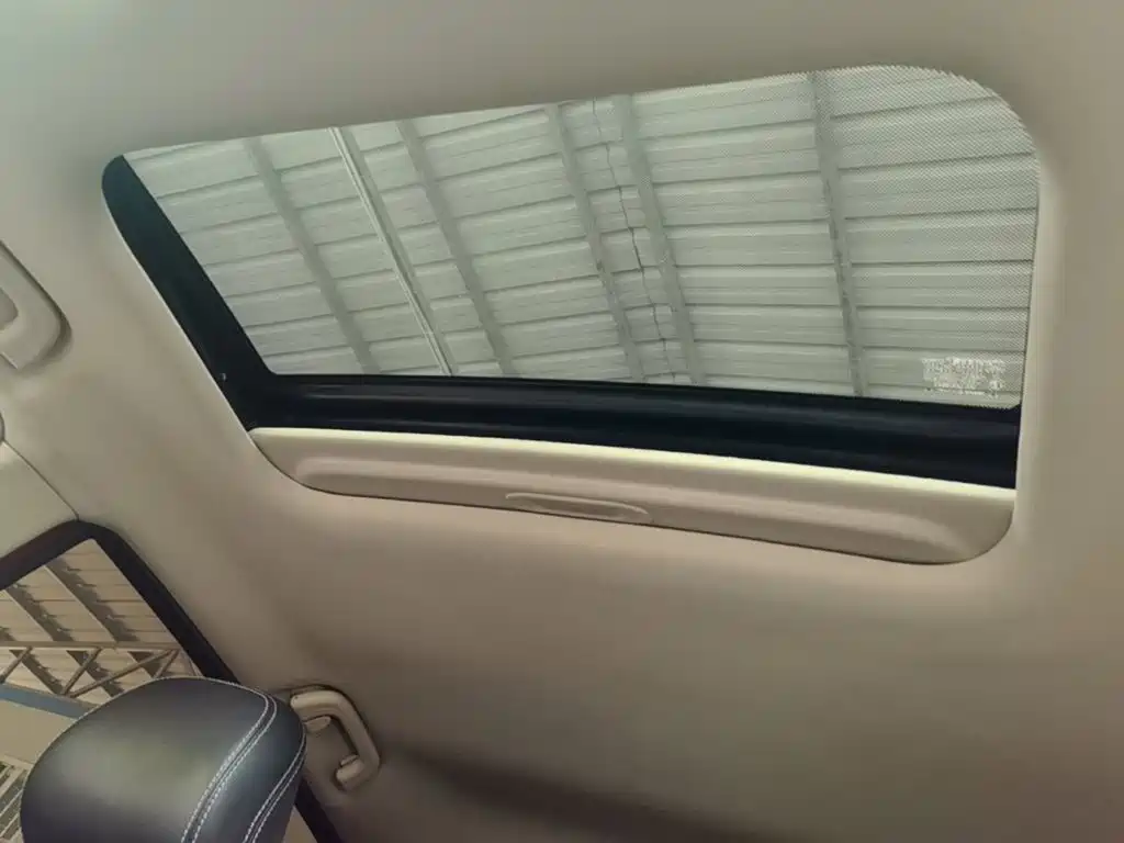 Geely Vision X3 — миниатюра 18