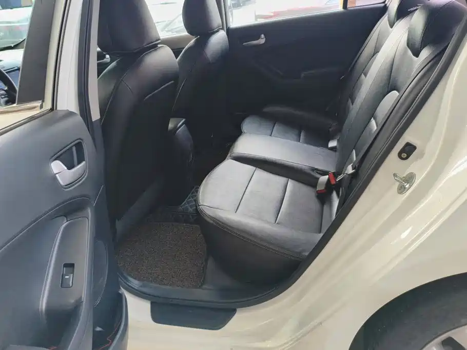 Kia K3 — миниатюра 11