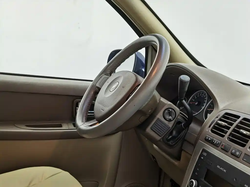 Buick GL8 — миниатюра 22