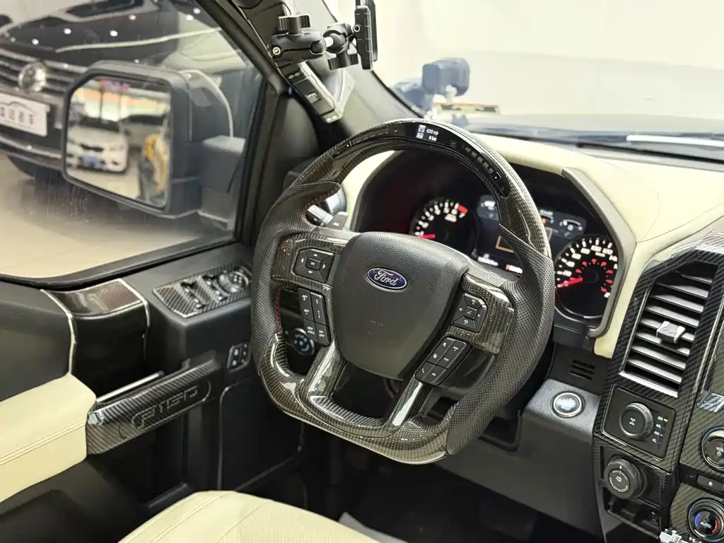 Ford F-150 Raptor — миниатюра 9